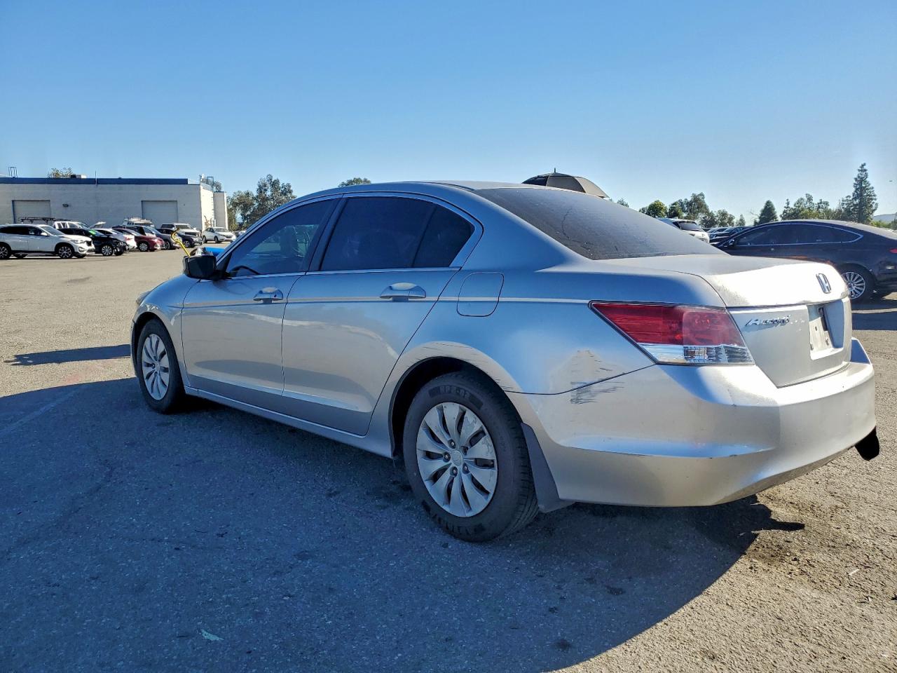 2009 HONDA ACCORD LX photo 2