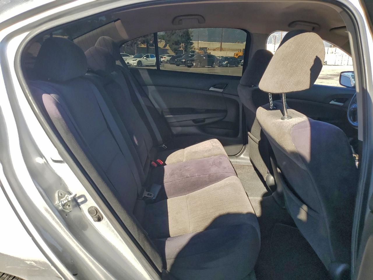 2009 HONDA ACCORD LX photo 10