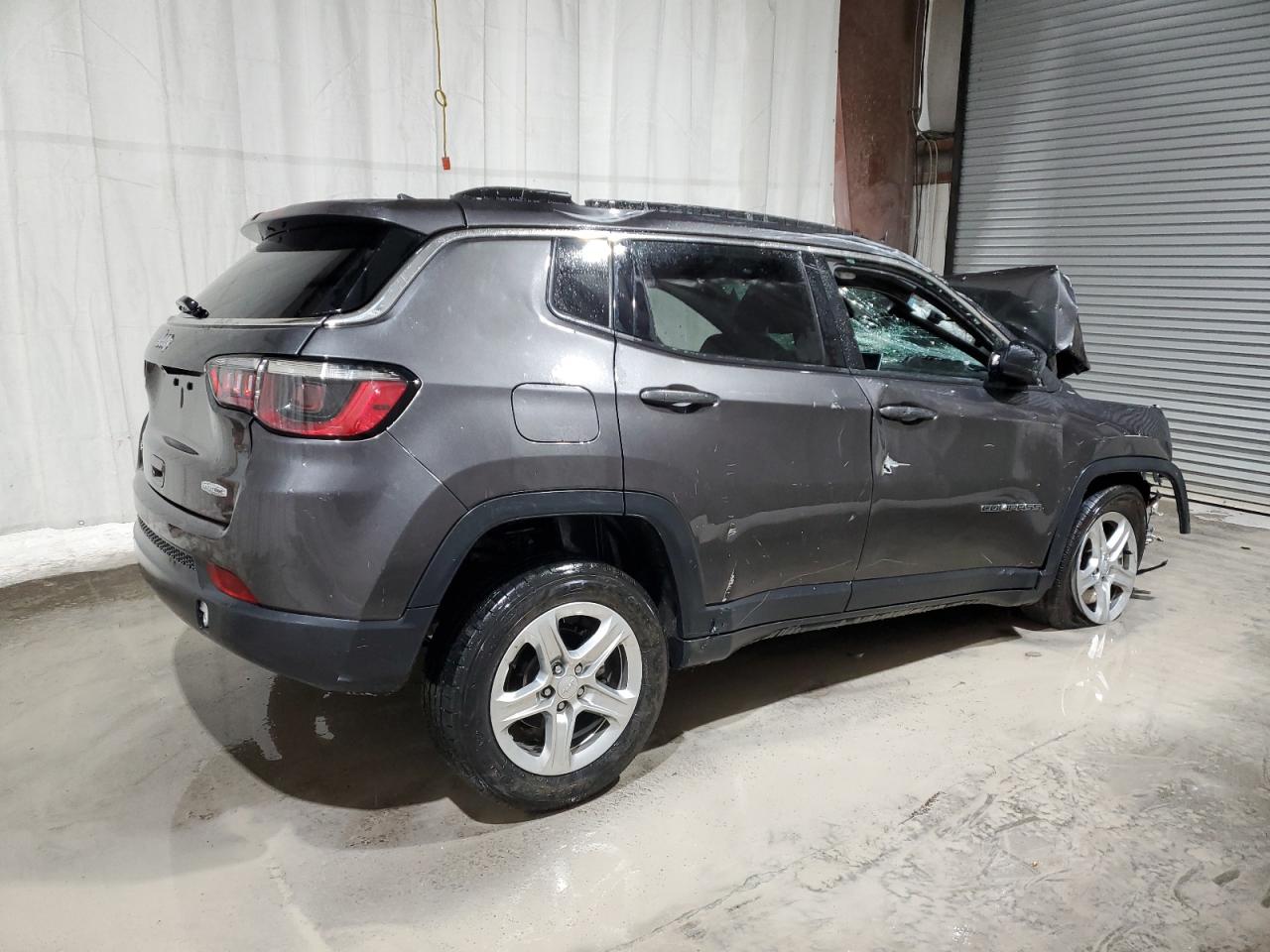 2024 JEEP COMPASS LATITUDE photo 3