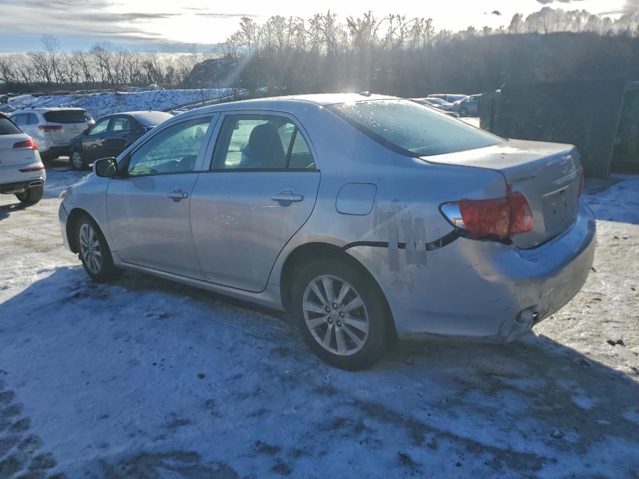 2010 TOYOTA COROLLA BASE photo 2