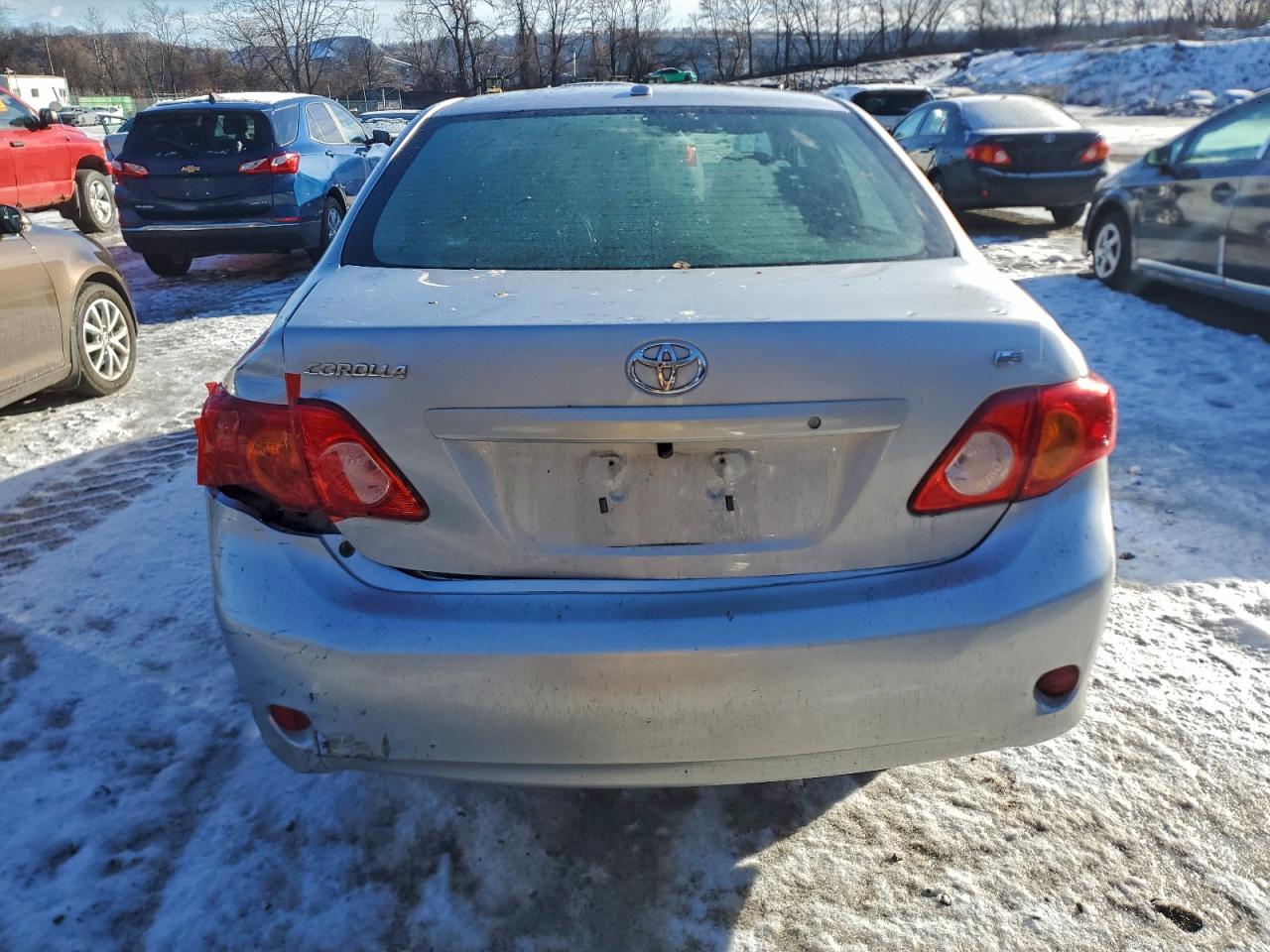 2010 TOYOTA COROLLA BASE photo 6