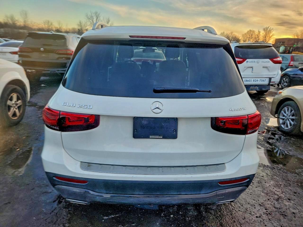 2020 MERCEDES-BENZ GLB 250 4MATIC photo 6