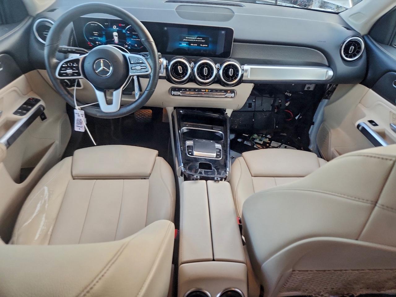 2020 MERCEDES-BENZ GLB 250 4MATIC photo 8