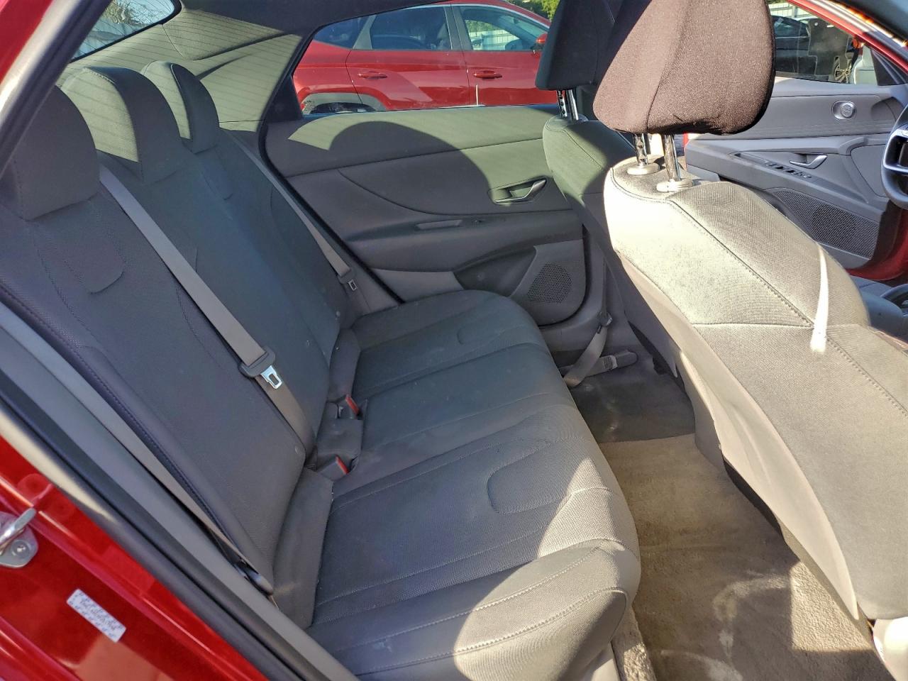 2023 HYUNDAI ELANTRA SE photo 10