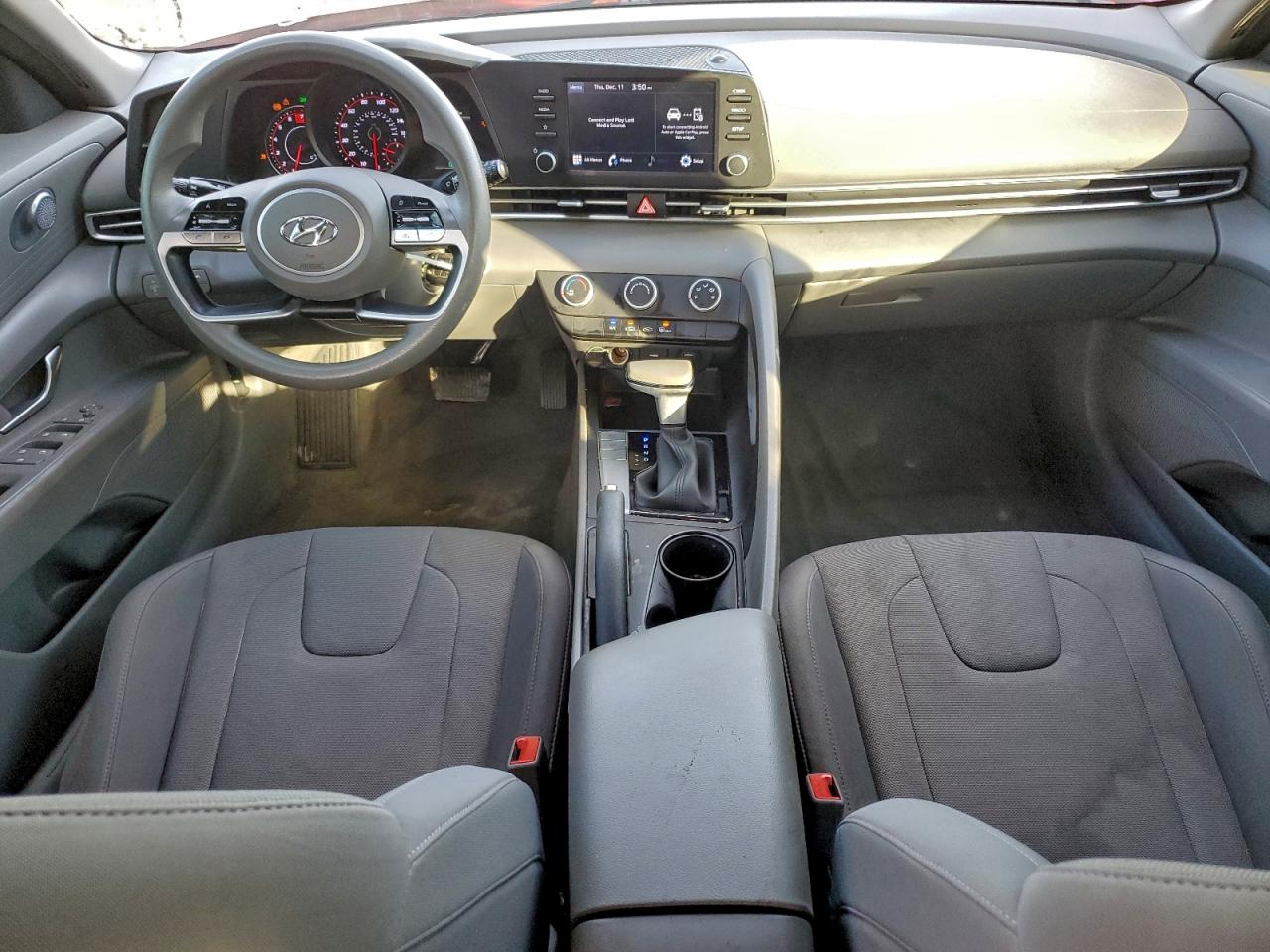 2023 HYUNDAI ELANTRA SE photo 8
