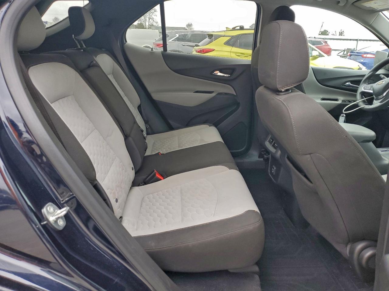 2020 CHEVROLET EQUINOX LS photo 11