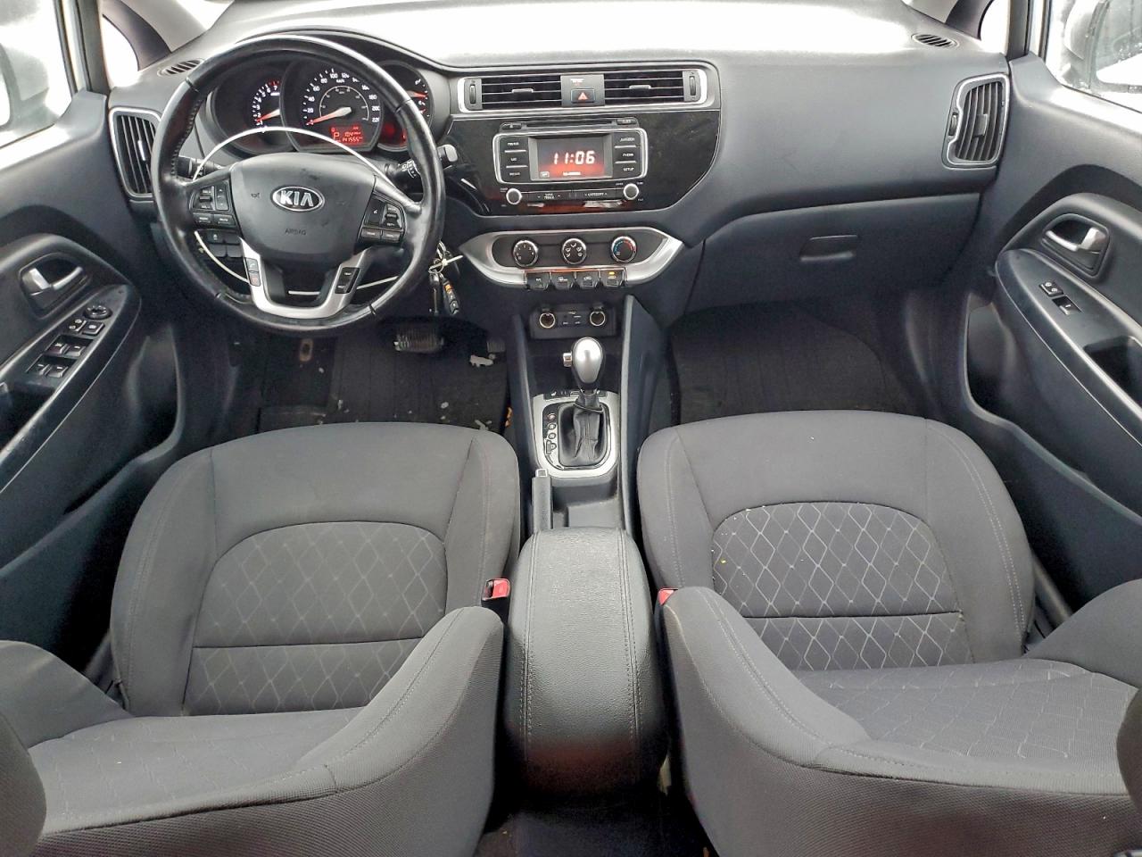 2016 KIA RIO EX photo 8