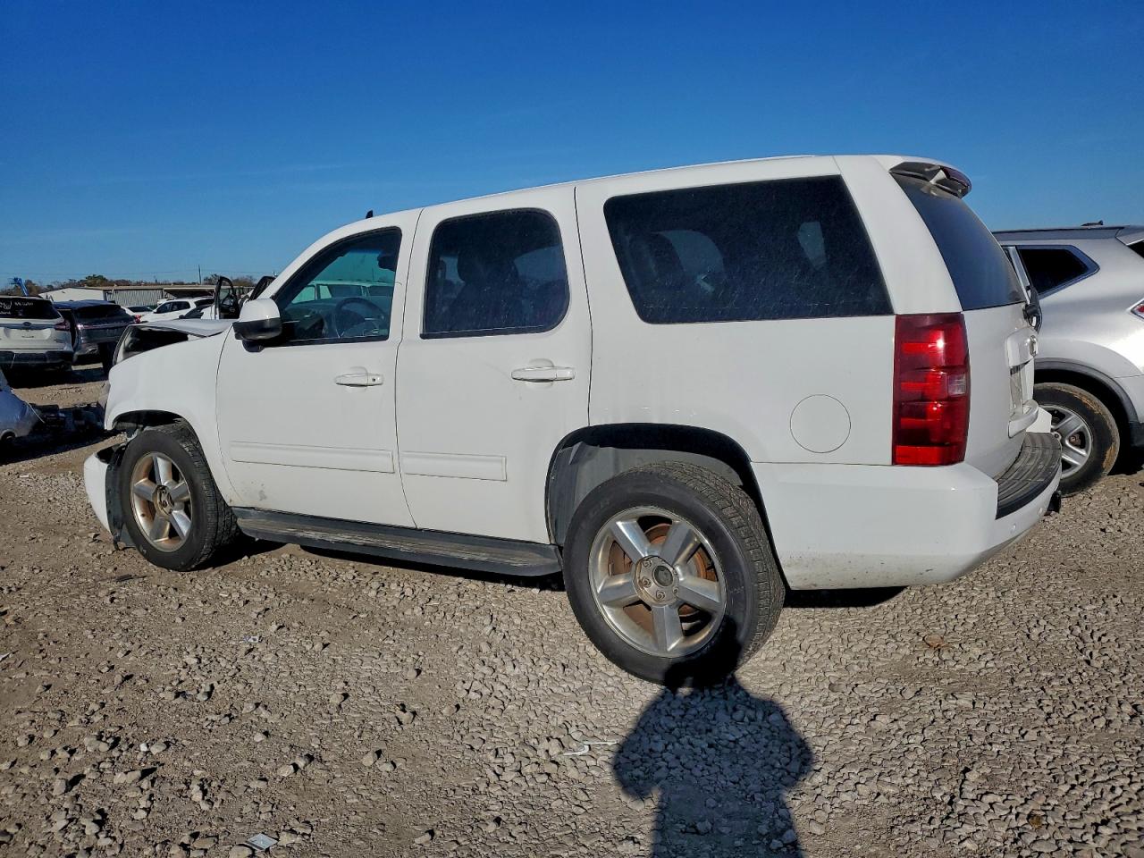 2012 CHEVROLET TAHOE C1500 LT photo 2