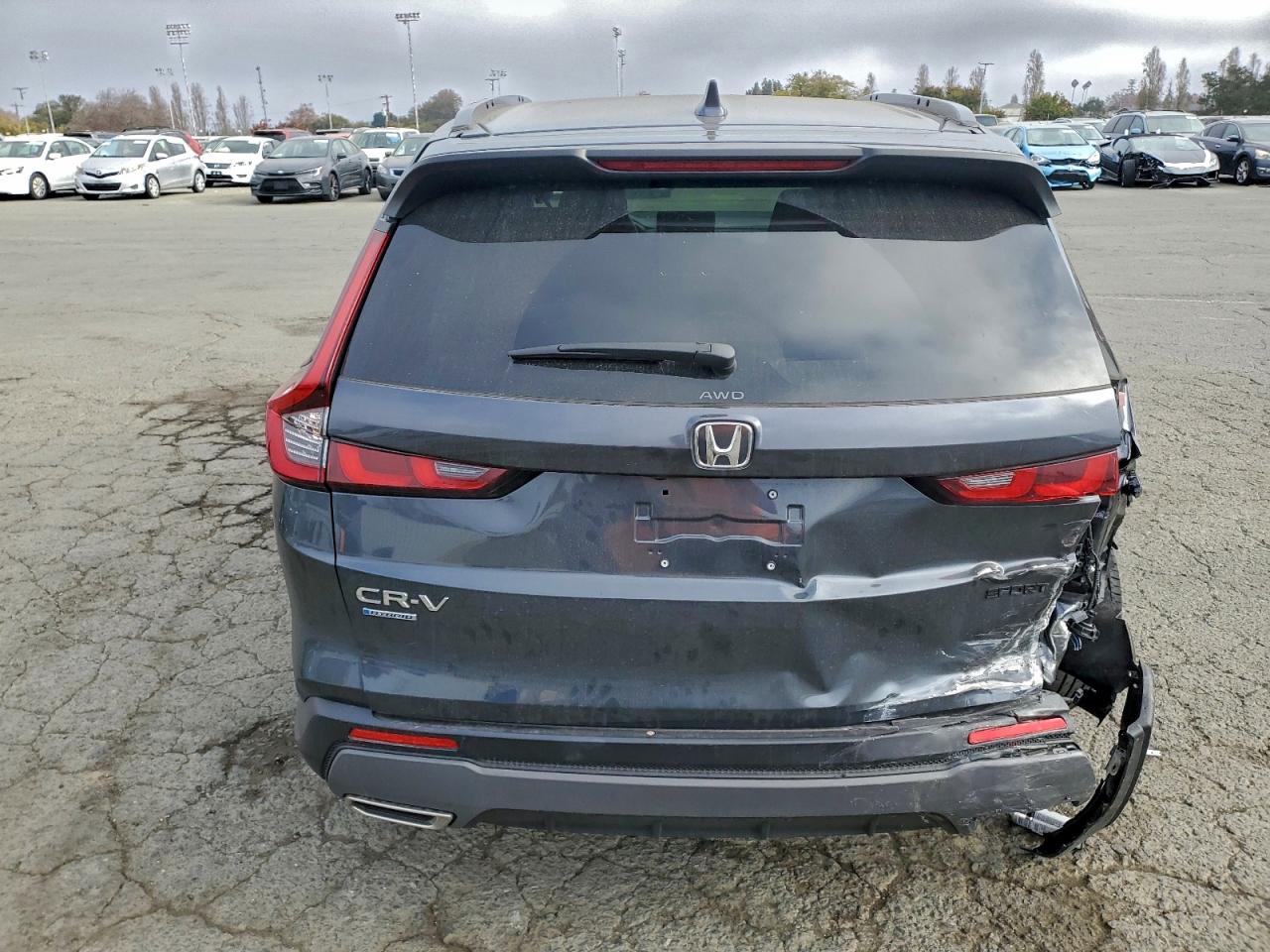 2025 HONDA CR-V SPORT photo 6