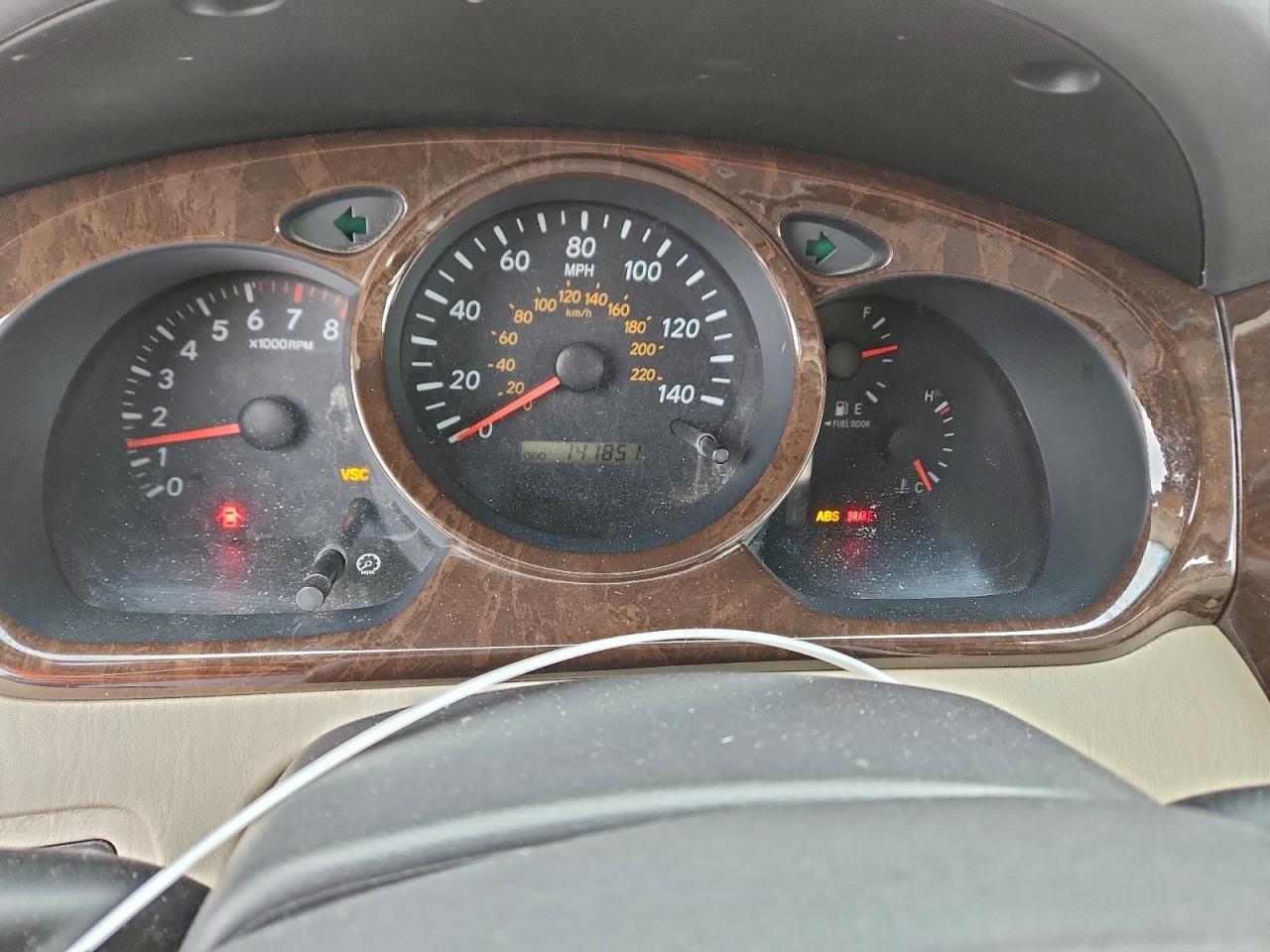 2003 TOYOTA HIGHLANDER LIMITED photo 9
