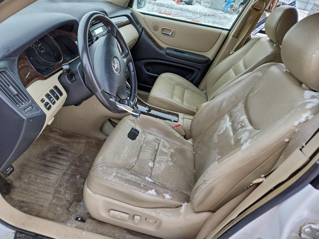 2003 TOYOTA HIGHLANDER LIMITED photo 7