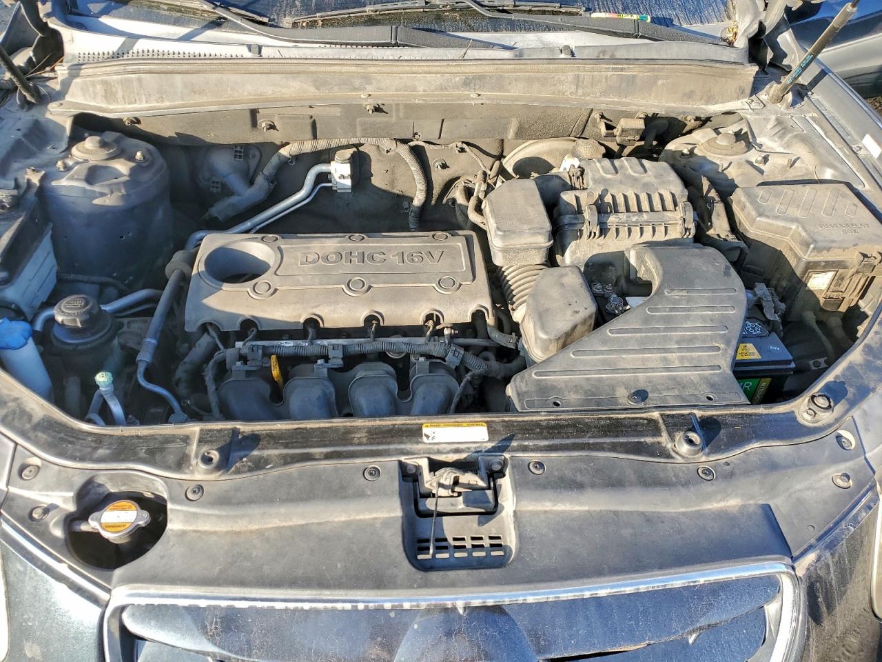 2010 HYUNDAI SANTA FE GLS photo 12