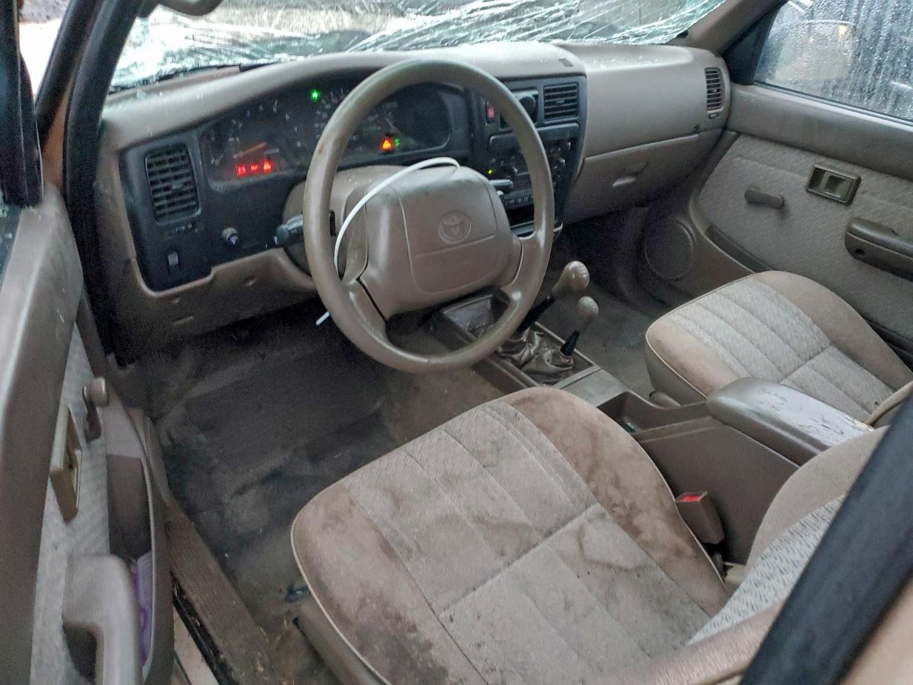 1997 TOYOTA TACOMA XTRACAB photo 8