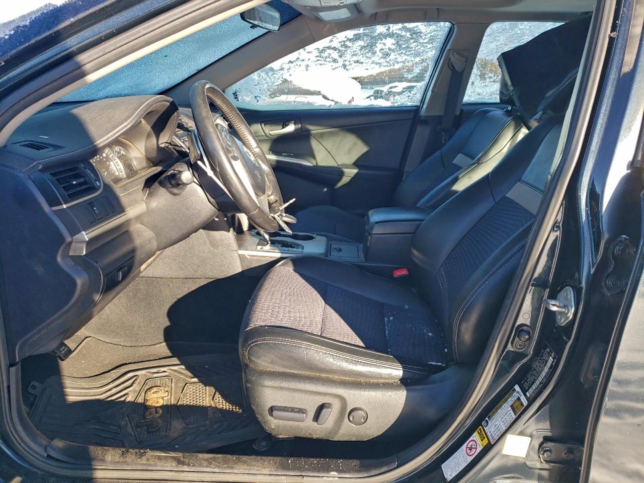 2012 TOYOTA CAMRY BASE photo 7