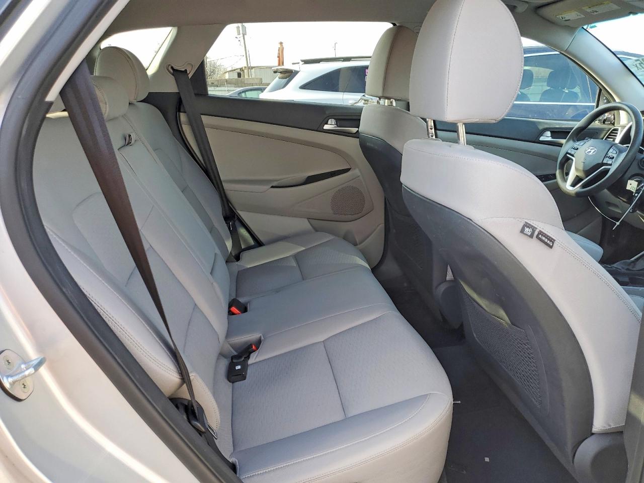 2019 HYUNDAI TUCSON SE photo 11