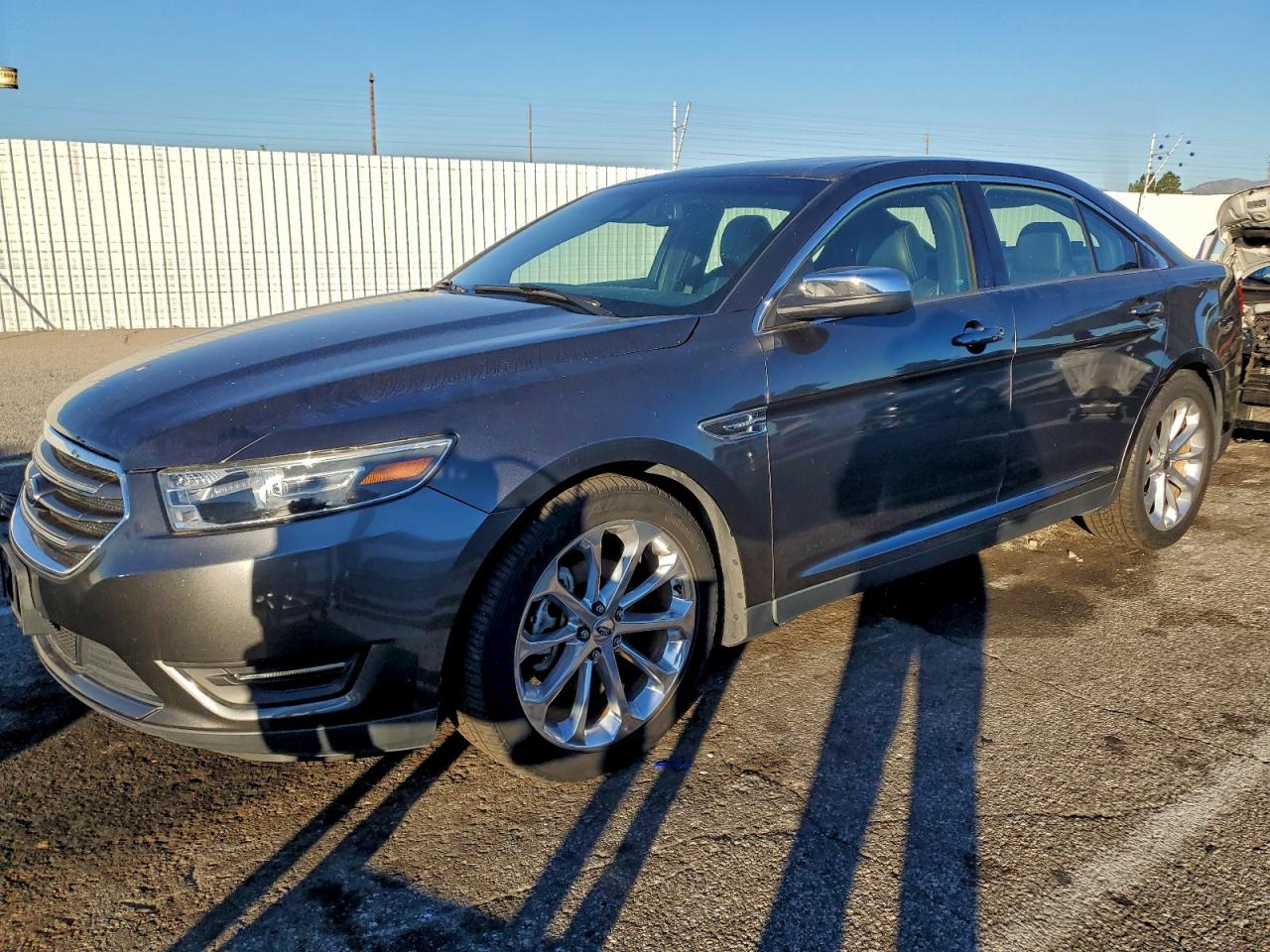 2016 FORD TAURUS
