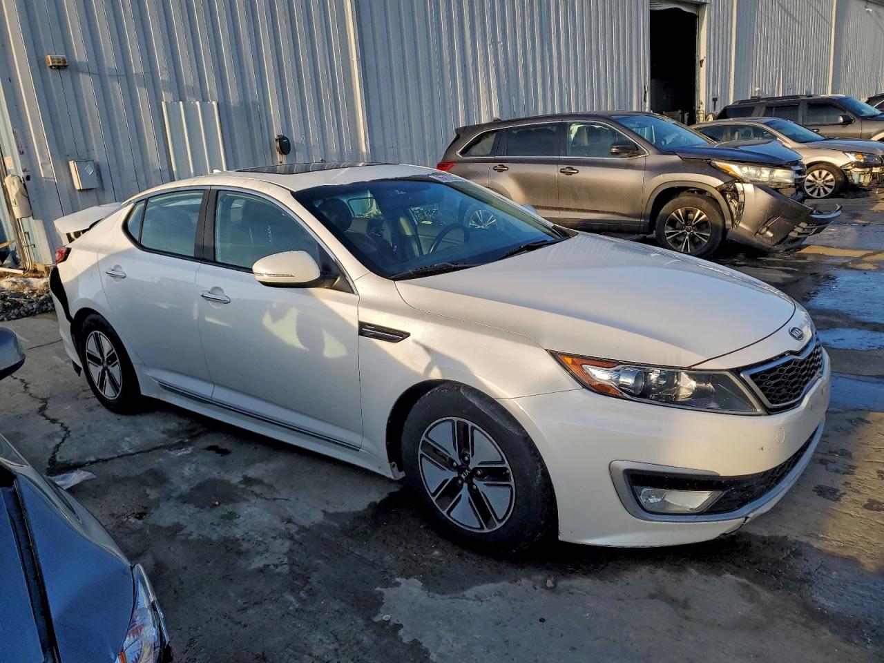 2011 KIA OPTIMA HYBRID photo 4