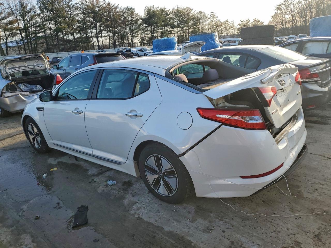2011 KIA OPTIMA HYBRID photo 2