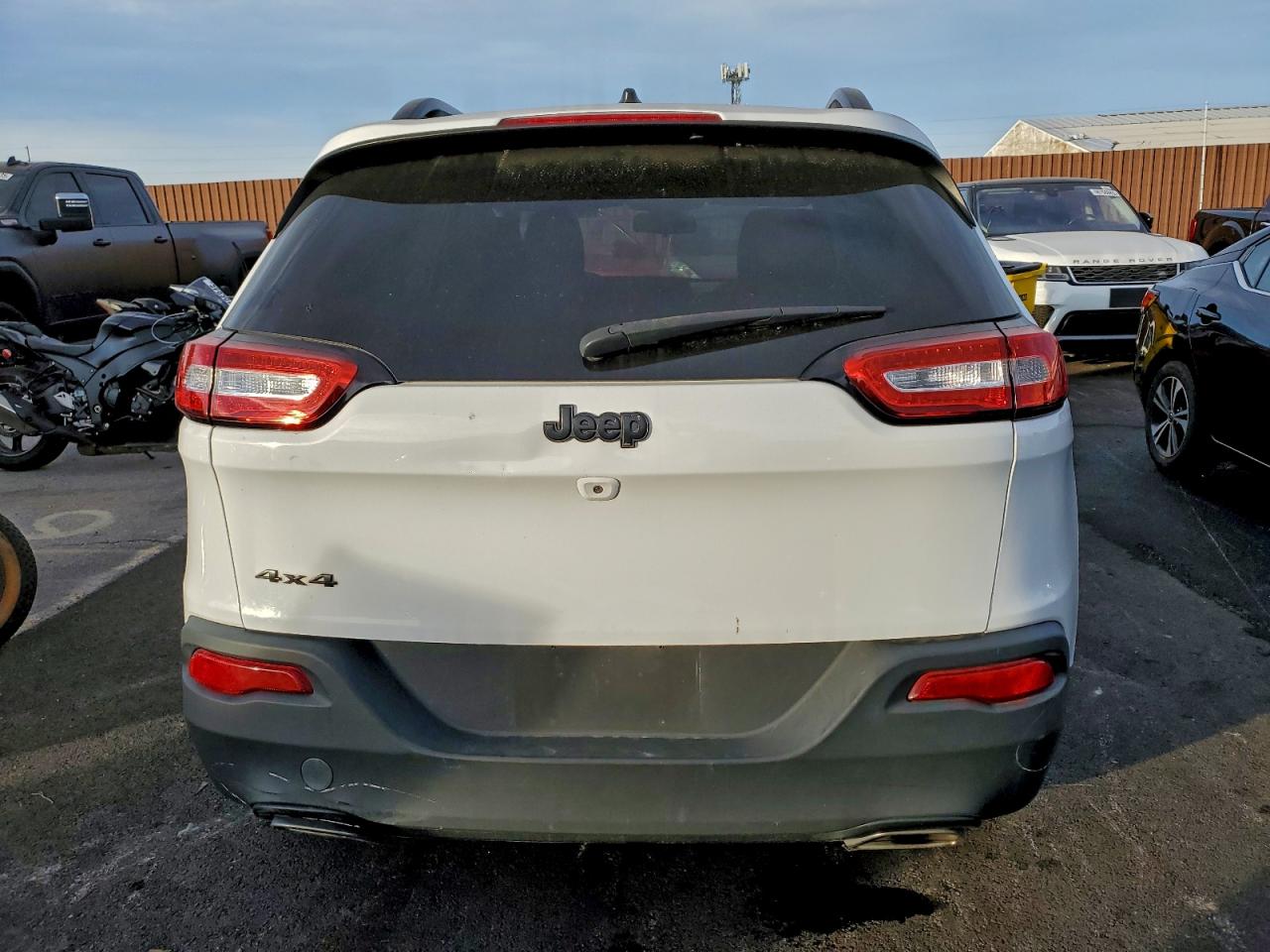 2015 JEEP CHEROKEE LATITUDE photo 16