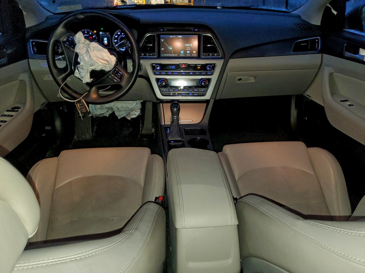 2015 HYUNDAI SONATA SPORT photo 8