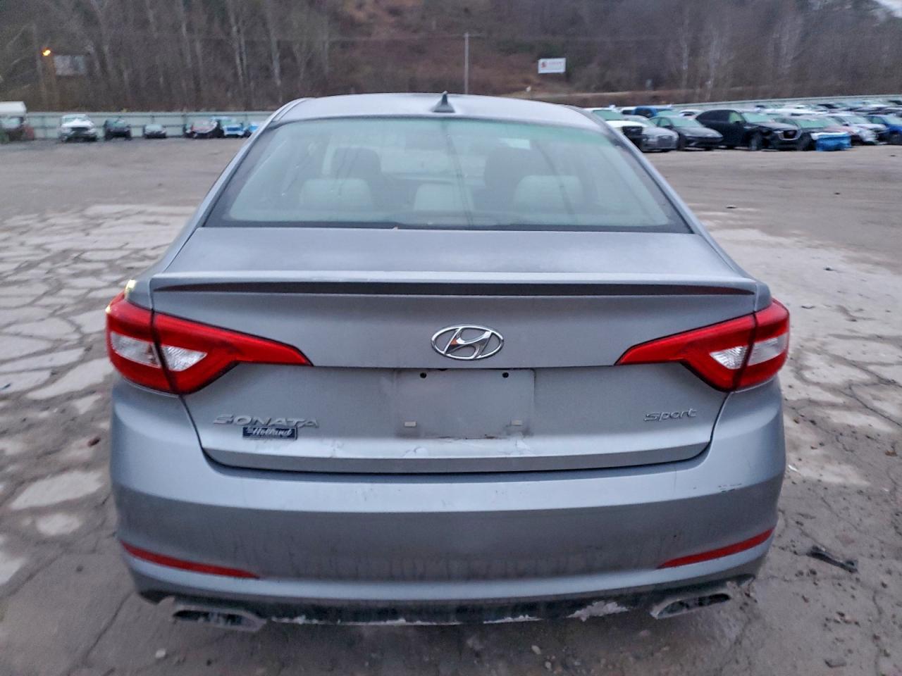 2015 HYUNDAI SONATA SPORT photo 6