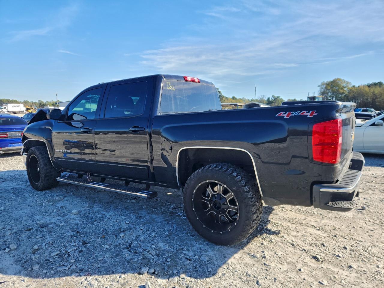 2015 CHEVROLET SILVERADO K1500 LT photo 2