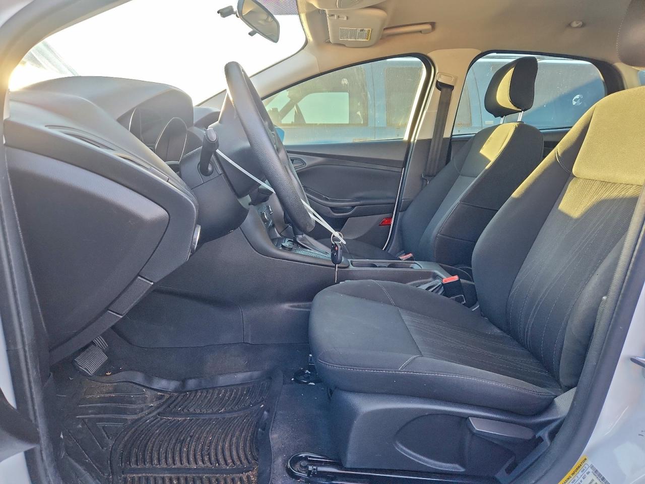 2018 FORD FOCUS S photo 7