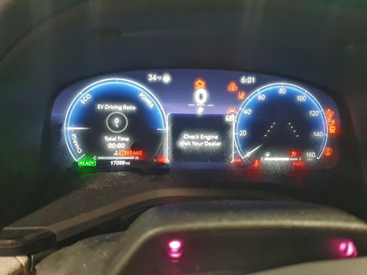 2025 TOYOTA CAMRY XSE photo 9