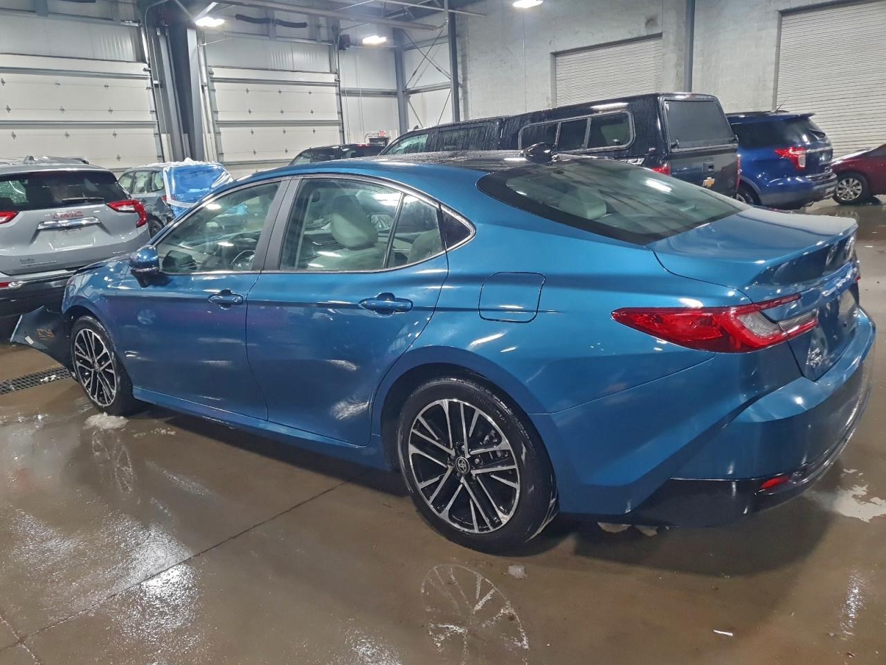 2025 TOYOTA CAMRY XSE photo 2