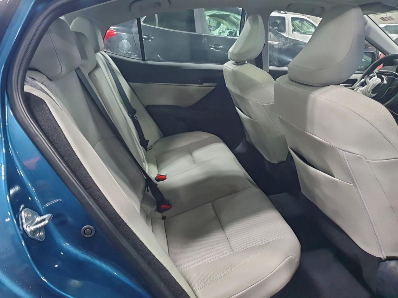 2025 TOYOTA CAMRY XSE photo 10