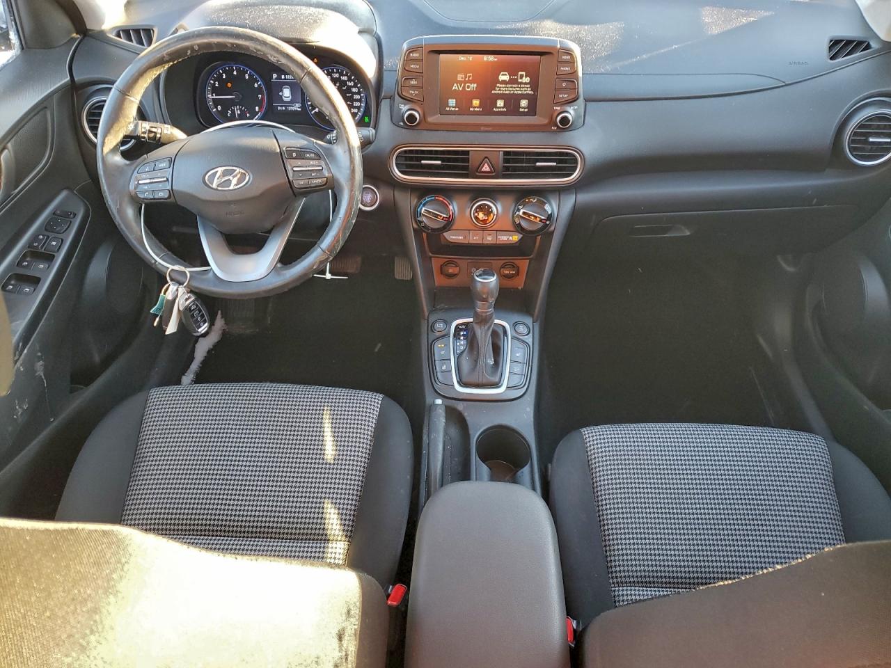 2020 HYUNDAI KONA SEL photo 8