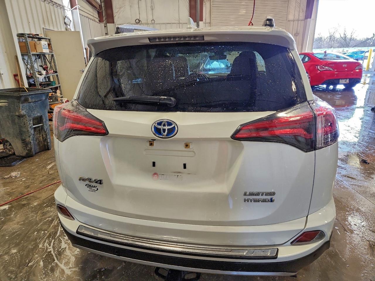 2018 TOYOTA RAV4 HV LIMITED photo 6