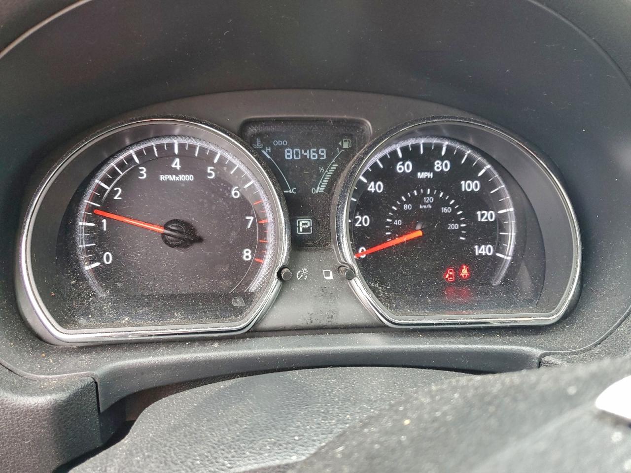 2019 NISSAN VERSA S photo 9