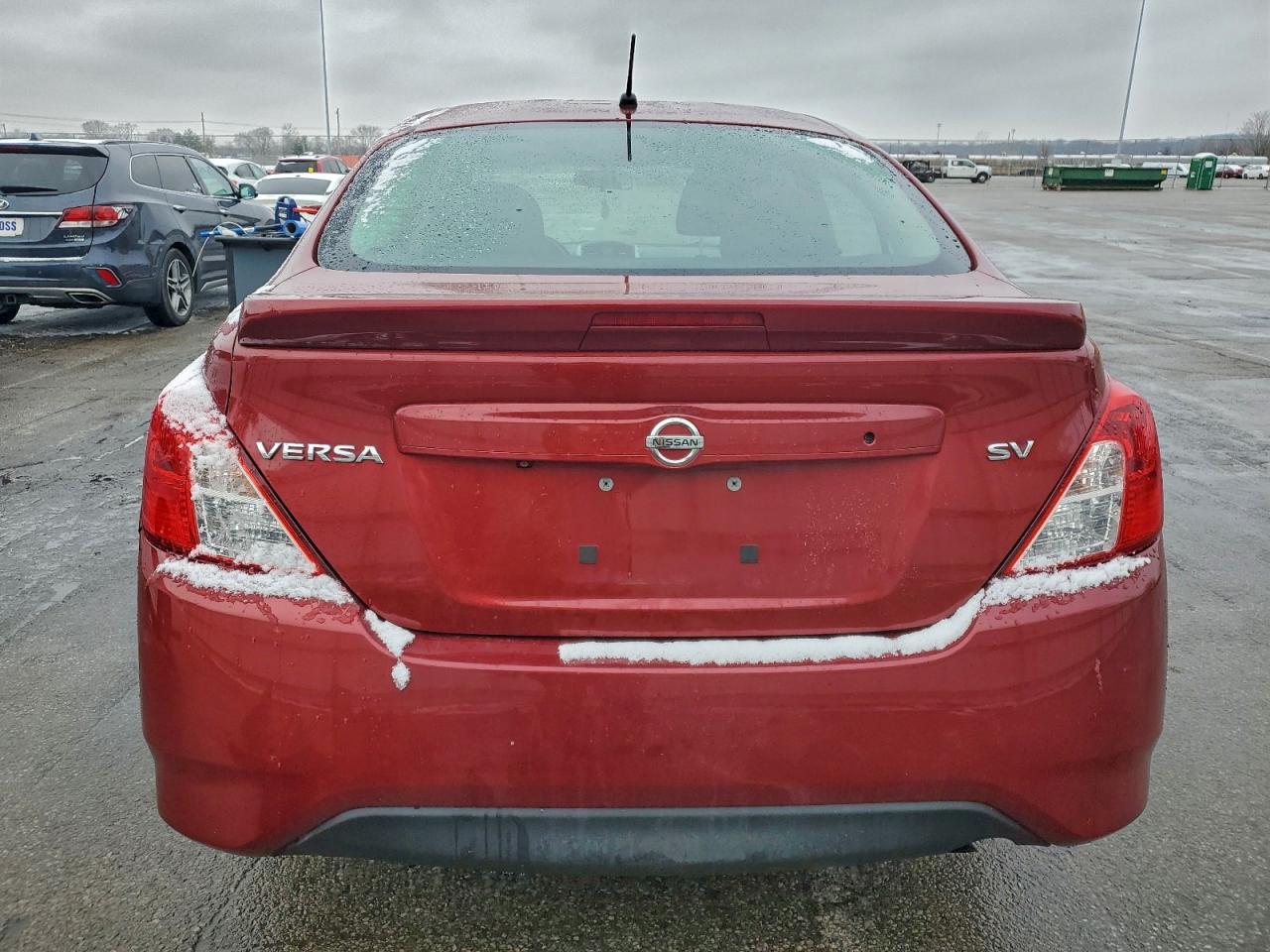 2019 NISSAN VERSA S photo 6