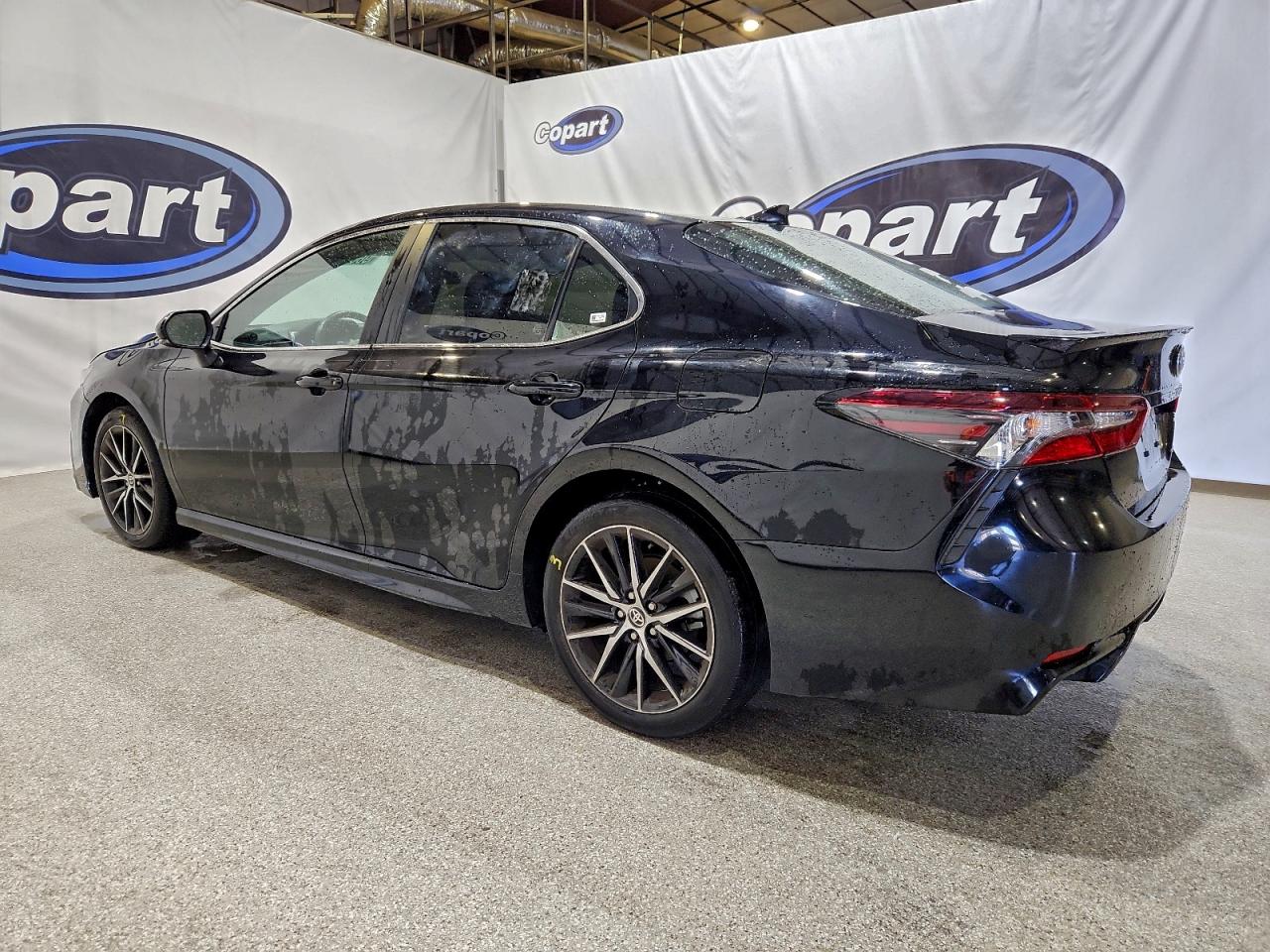 2024 TOYOTA CAMRY SE NIGHT SHADE photo 2