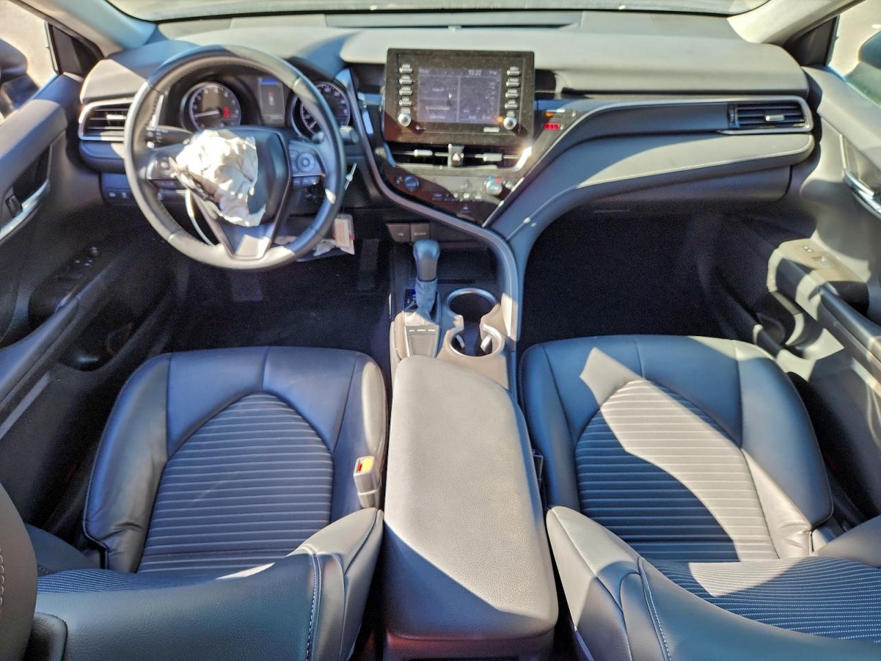 2024 TOYOTA CAMRY SE NIGHT SHADE photo 8