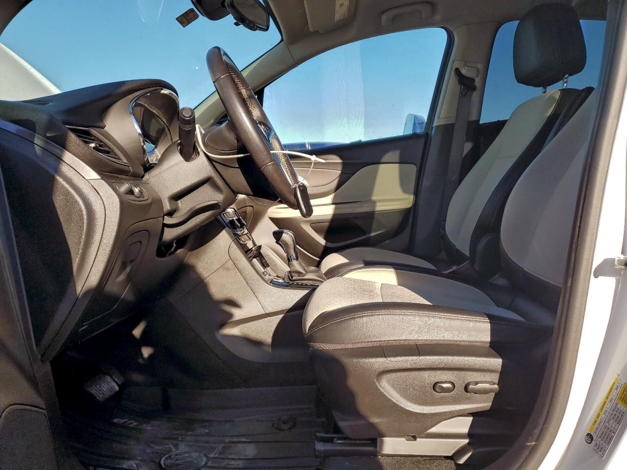 2020 BUICK ENCORE PREFERRED photo 7
