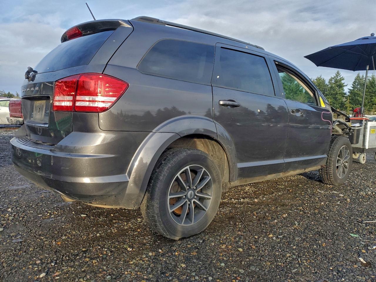 2018 DODGE JOURNEY SE photo 3