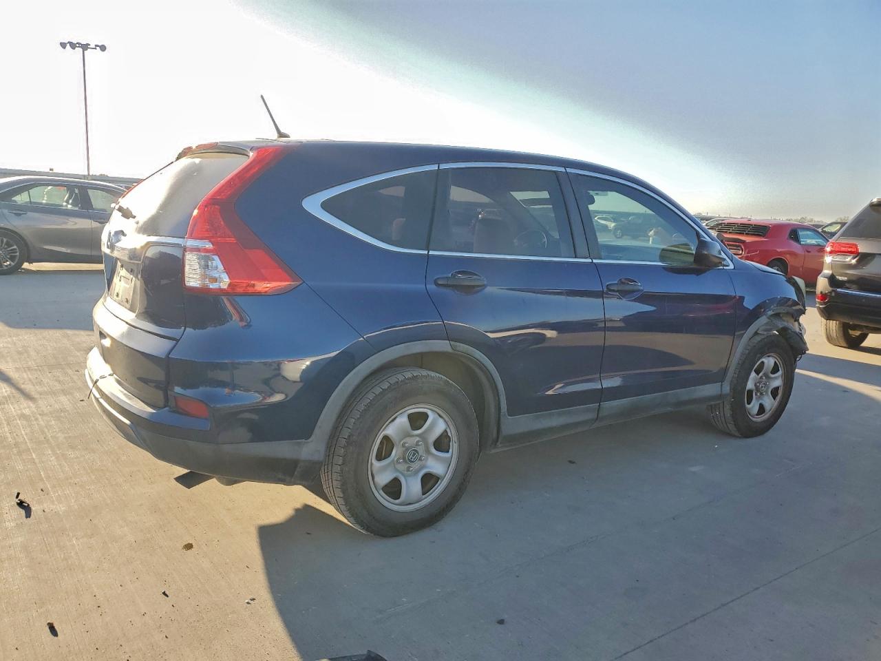 2015 HONDA CR-V LX photo 3