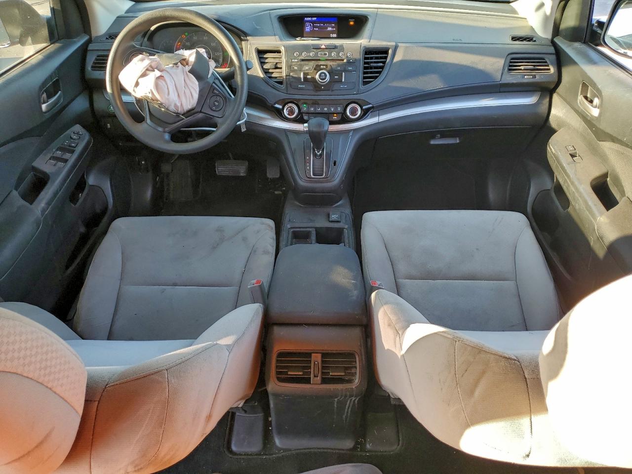 2015 HONDA CR-V LX photo 8