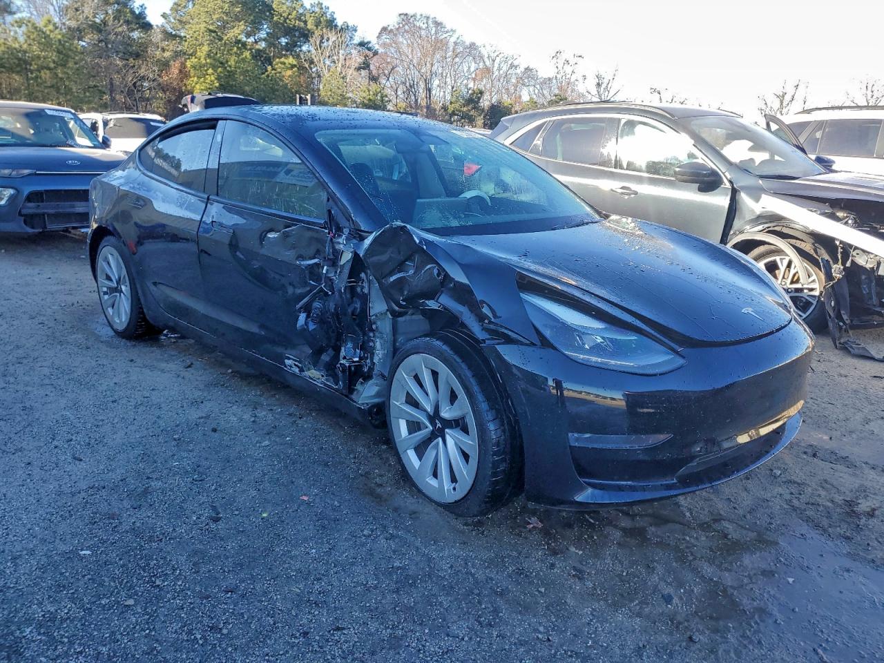 2022 TESLA MODEL 3 photo 4
