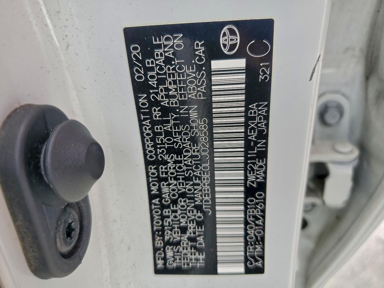 2020 TOYOTA COROLLA LE photo 12