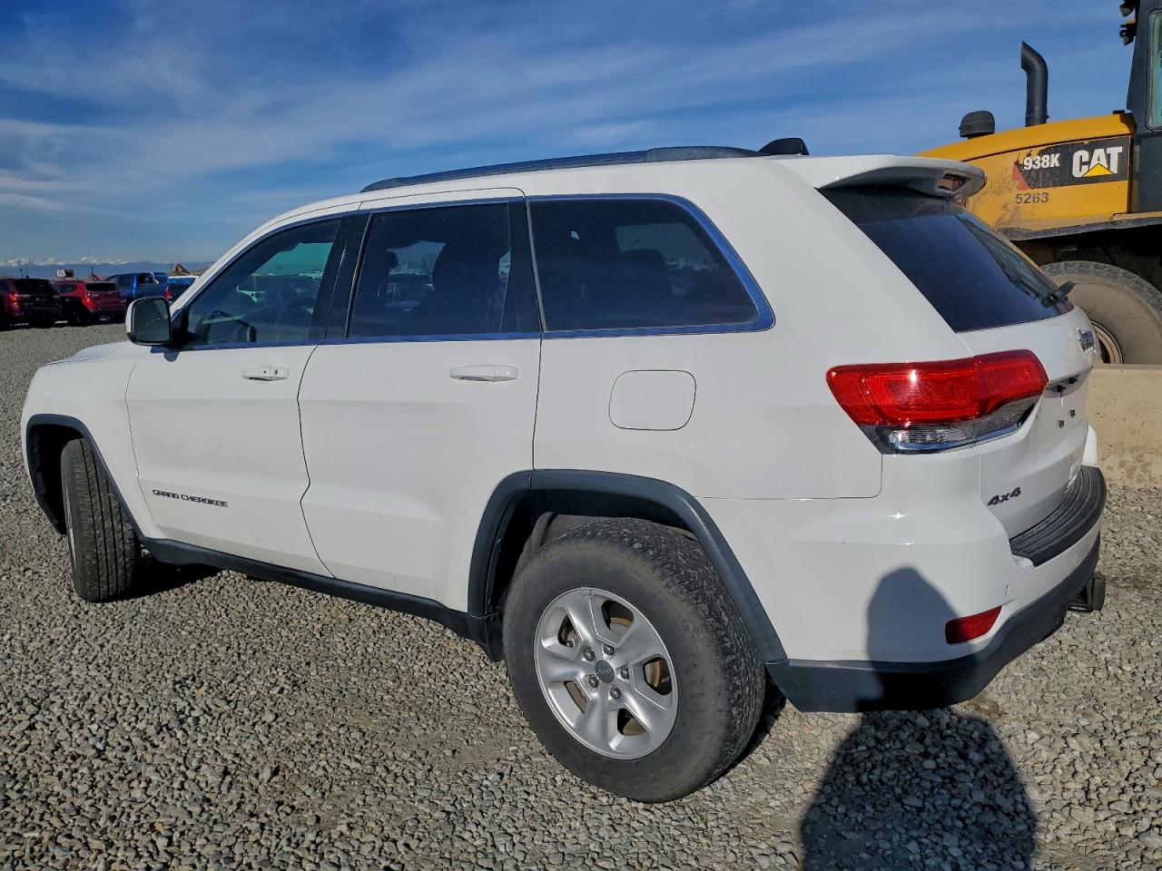 2016 JEEP GRAND CHEROKEE LAREDO photo 2