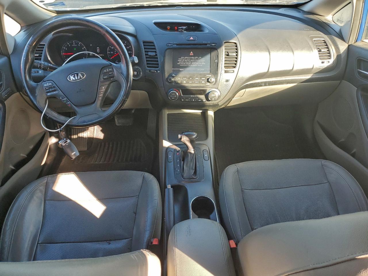 2015 KIA FORTE EX photo 8