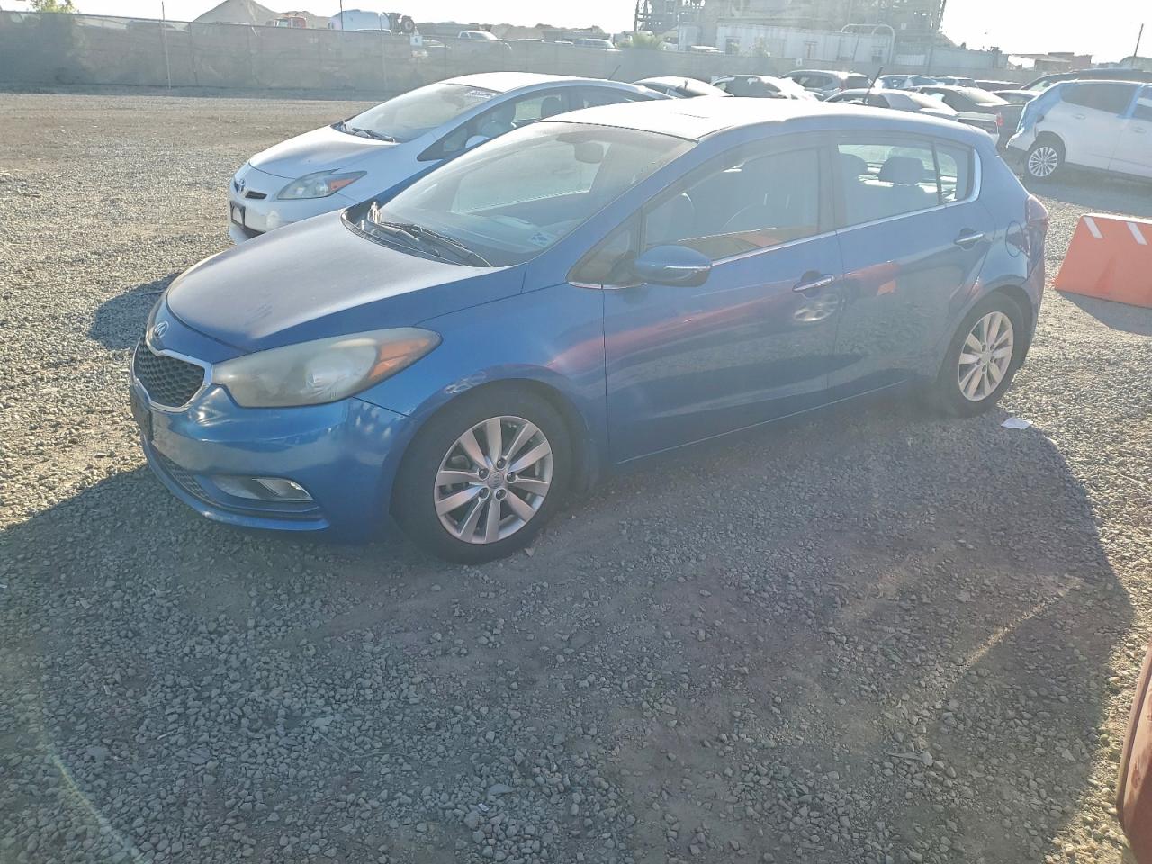 2015 KIA FORTE EX — FRONT END damage — photo 1