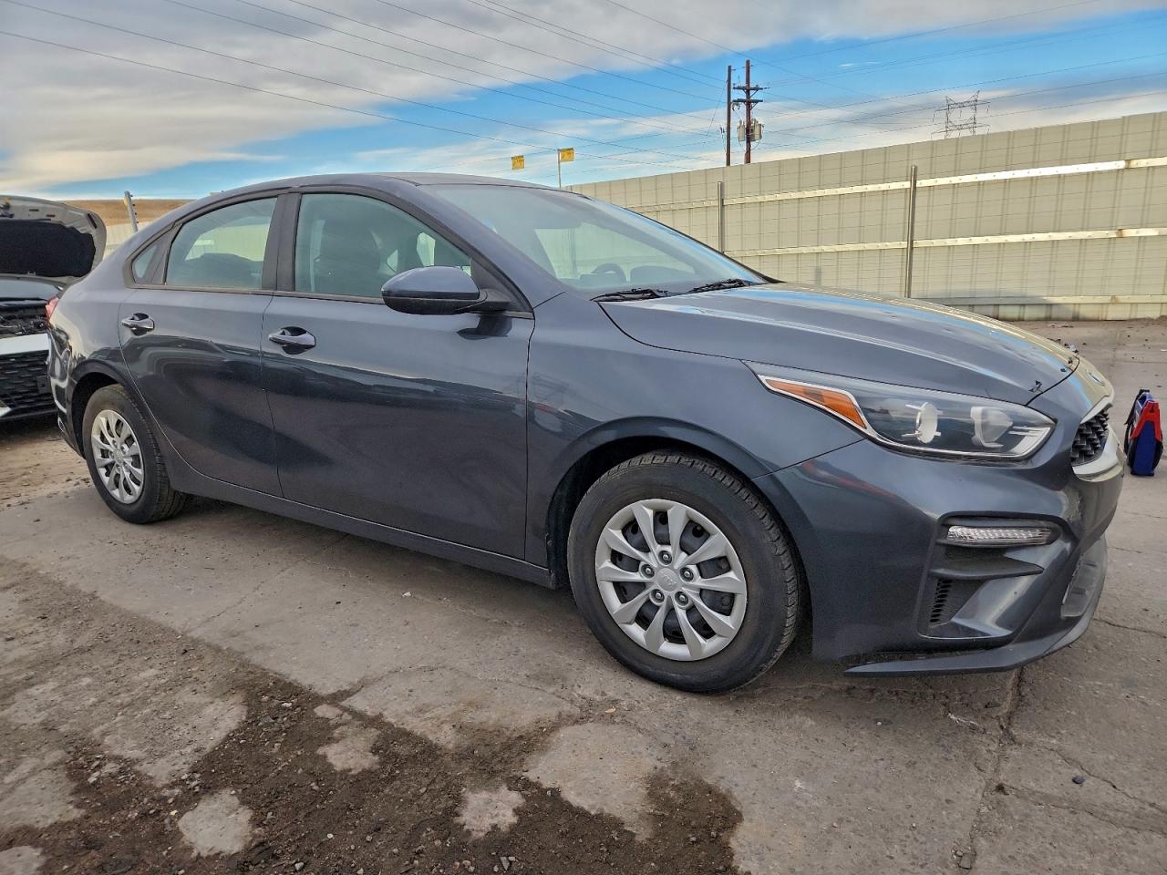 2019 KIA FORTE FE photo 4