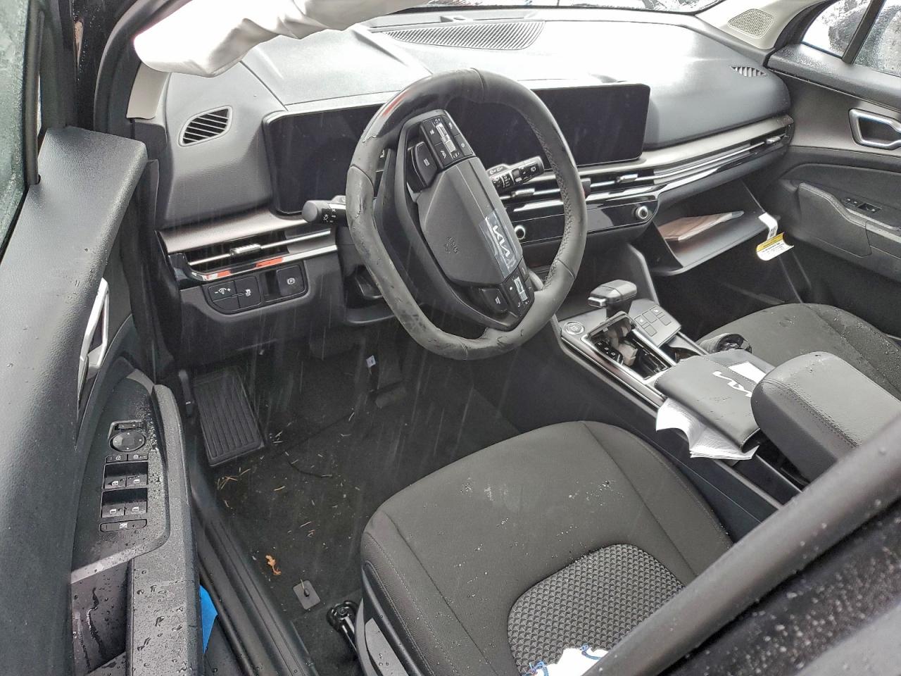 2026 KIA SPORTAGE LX photo 8