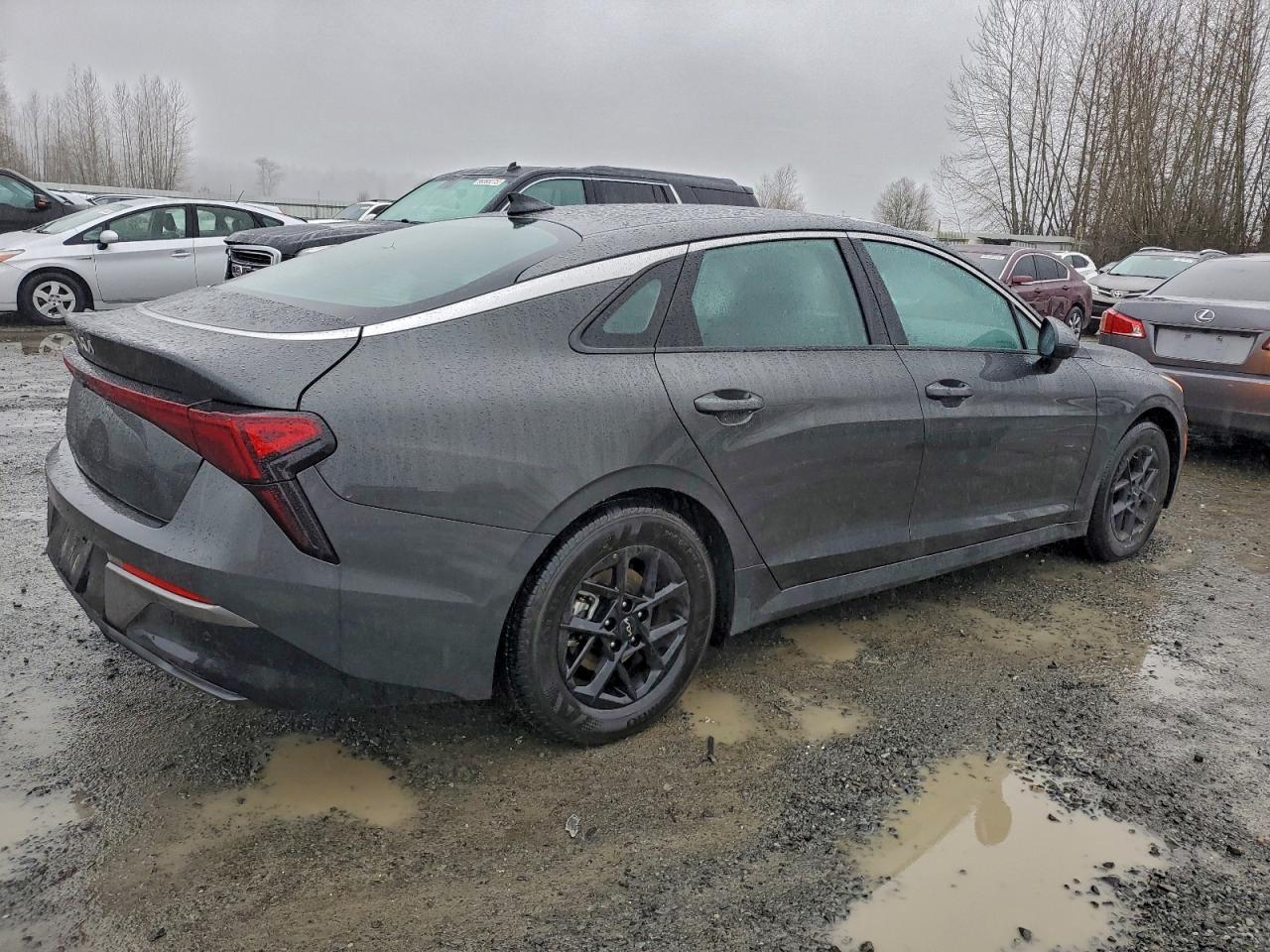 2025 KIA K5 LXS photo 3