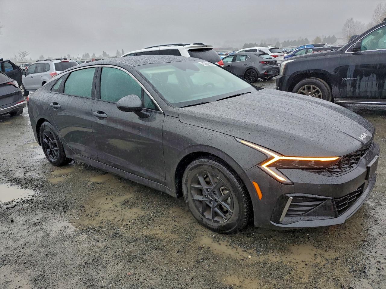 2025 KIA K5 LXS photo 4