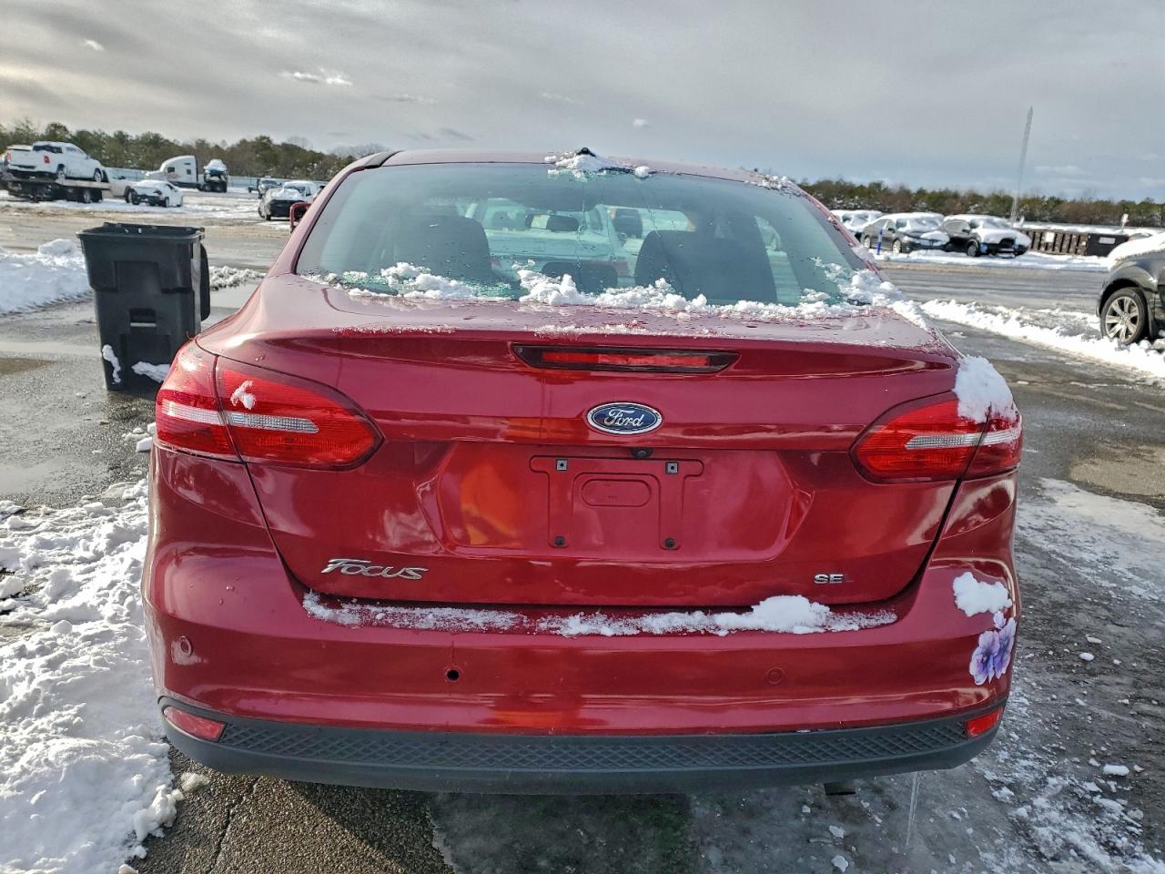 2017 FORD FOCUS SEL photo 6